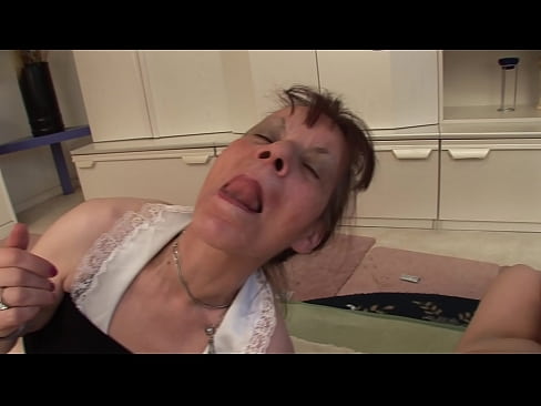 ❤️ Kaks vanaema ja üks vanaisa teevad kolmekesi Porno at porn et.xxxomg.ru ❌