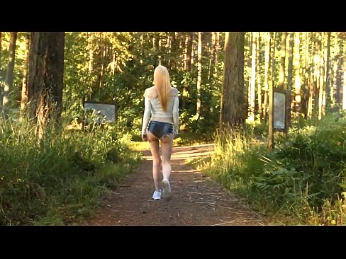 ❤️ Ilus naine liigub aeglaselt, mitte alasti video Porno at porn et.xxxomg.ru ❌
