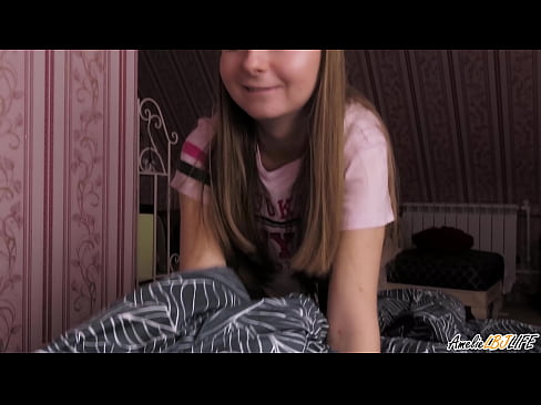❤️ Blondie imeb oma BFF-i sügavalt ja saab sperma suhu Porno at porn et.xxxomg.ru ❌